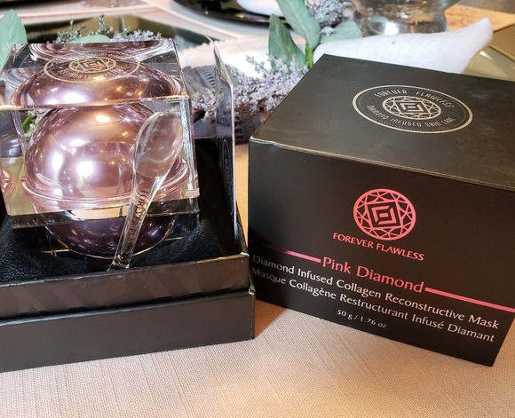 Forever Flawless Other - New Forever Flawless Pink Diamond Collagen Mask